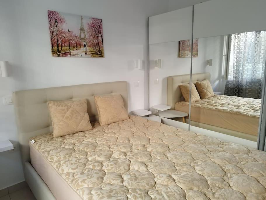 Renovated Apartment With Garden And Parking Space Peraía Zewnętrze zdjęcie